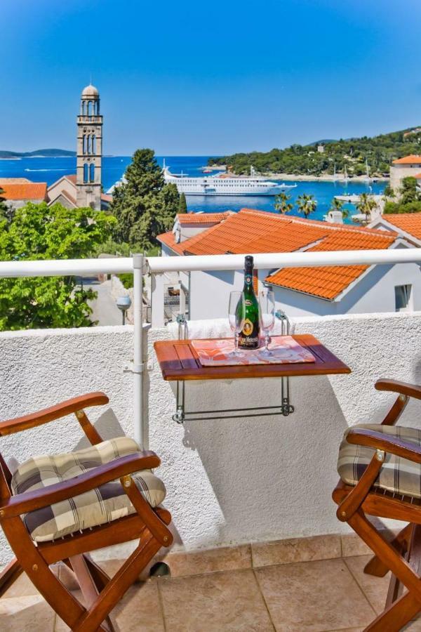 Apartments Jacky Hvar Town Eksteriør billede